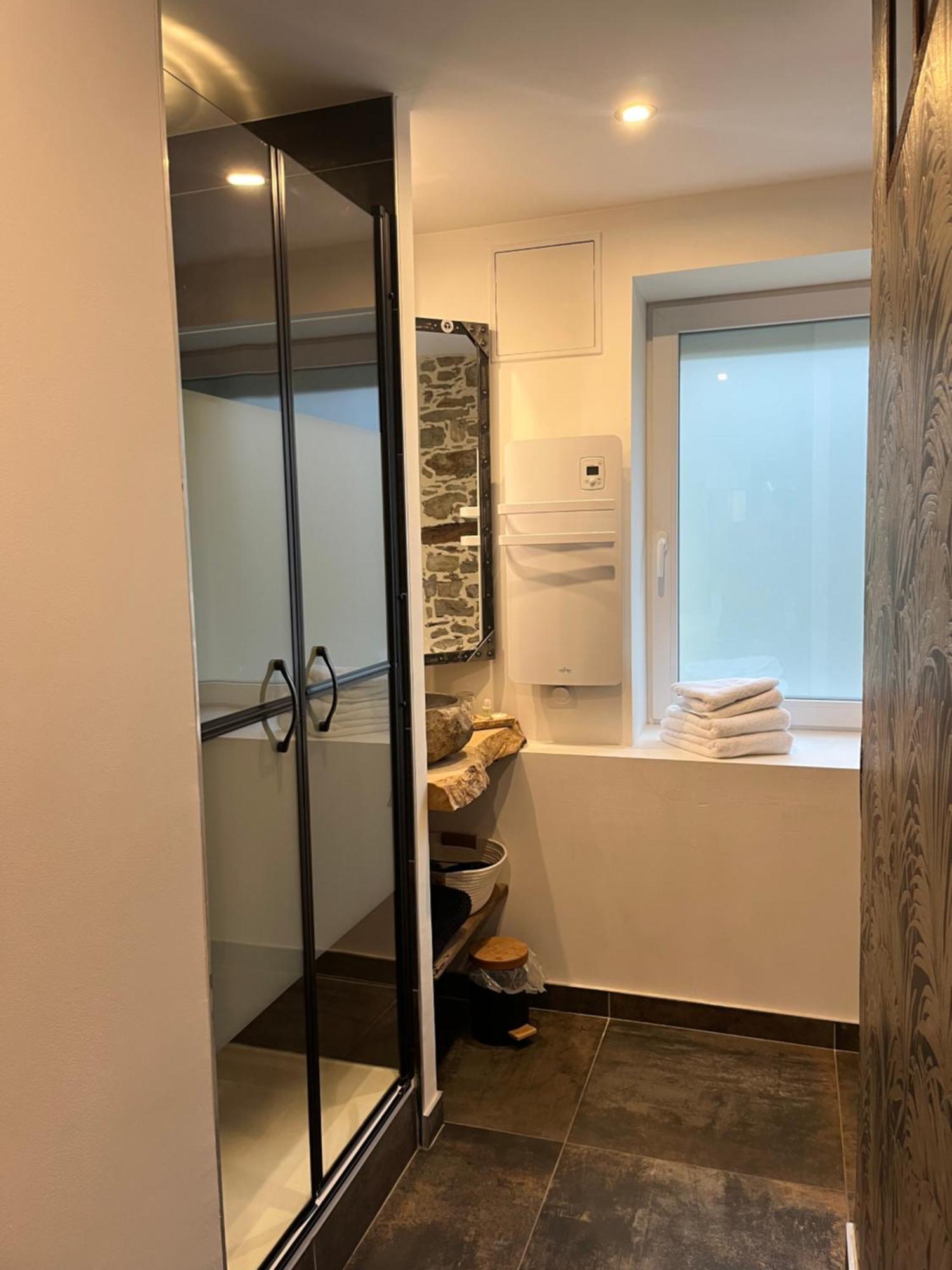 La Voute Du Pilat & Options Spa, Massage 생-샤몽 외부 사진
